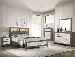 4PC Queen Bedroom Set 