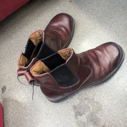 Keen Men's 8.5 Chelsea Boots