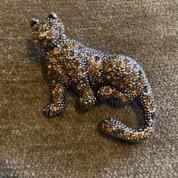 Gorgeous Vintage Rhinestone Tiger Brooch