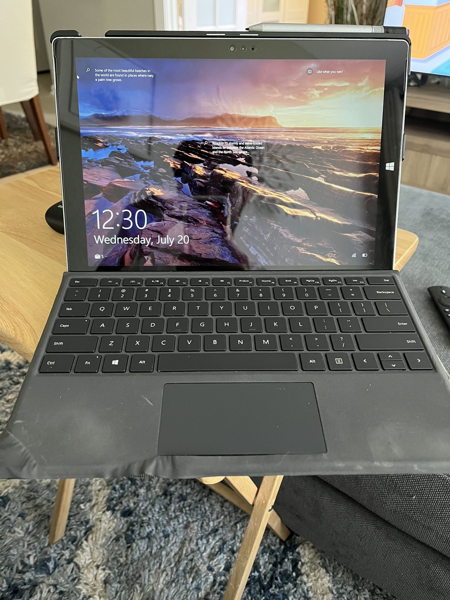 Microsoft Surface Pro 3 12" Core i3 1.5 GHz - SSD 64 GB - 4 GB