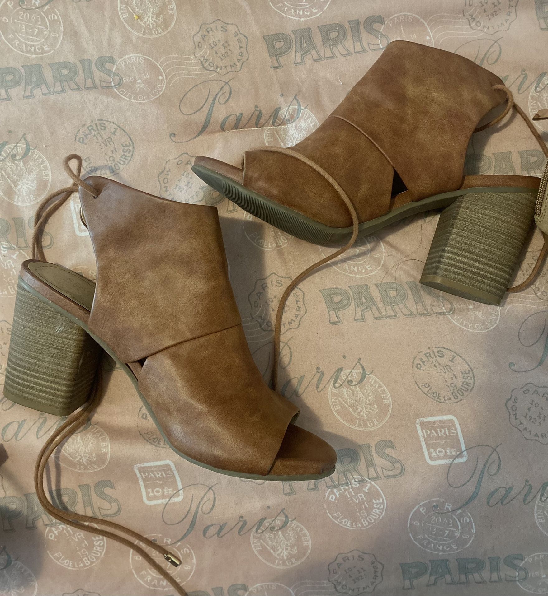 Reaction Keneth Cole Heels