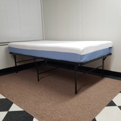 Twin size set - can DELIVER almost anywhere for $20 extra - gently used and in very good condition 😍