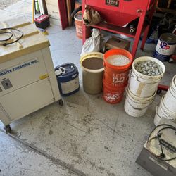 Abrasive Finishing Burr-Bench Vibratory Finisher/tumbler