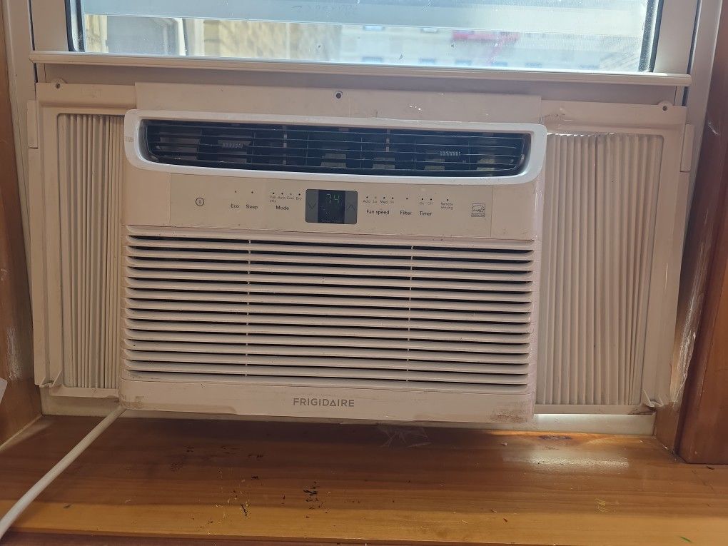 Moving Sale – Frigidaire 5000 BTU Window AC with Remote – $80