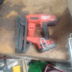 Milwaukee Nail Gun 16g