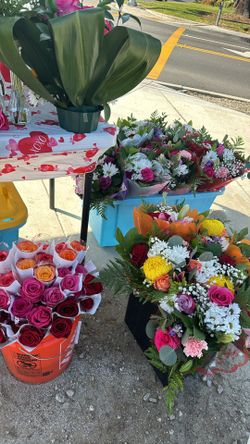 Mothers Day Gifts/ Flowers