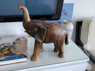 Wood elephant