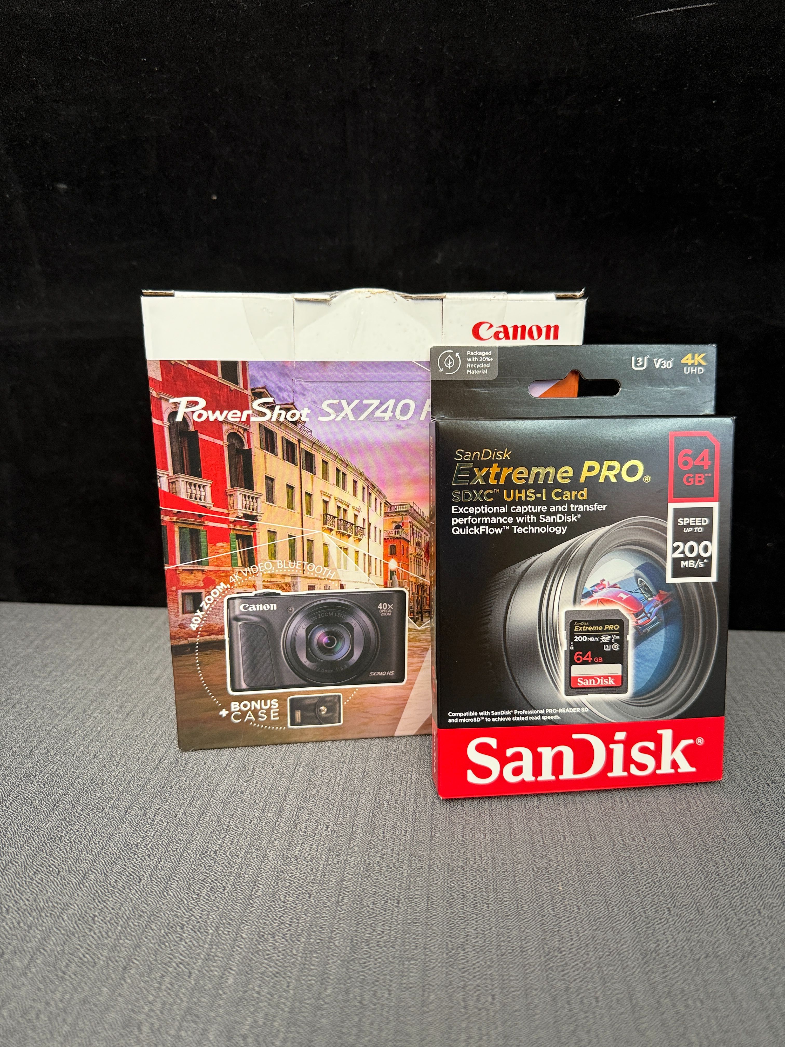 Canon SX740HS PowerShot Camera with Carrying bag and memory card Bundle