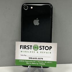 iPhone 8 64 GB unlocked