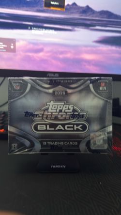 Topps Chrome Black Football Hobby Box