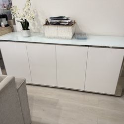 City Furniture Miami Set Storage Hutch with Four Compartments  