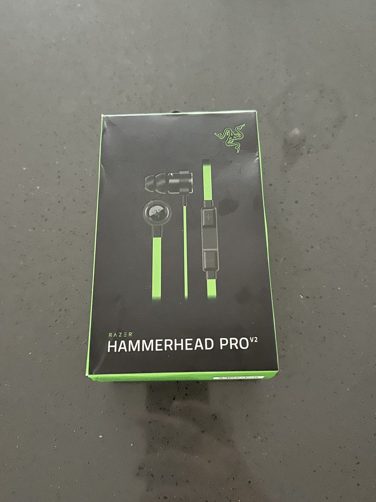 Razor Hammerhead Pro V2 headphones