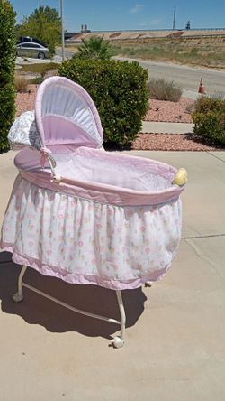 Delta Baby Bassinet and Summer Infant Bather Free