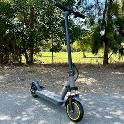 Electric scooter