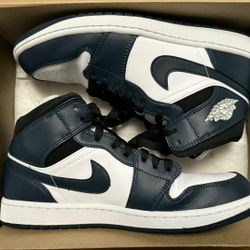 Nike Air Jordan 1 Mid Armory Navy White Size 11 Sneakers Shoes