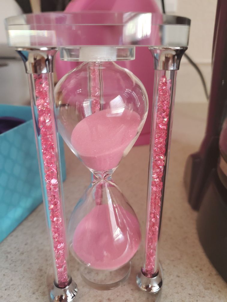 One hour pink sand timer
