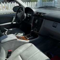 Mercedes Benz 2001