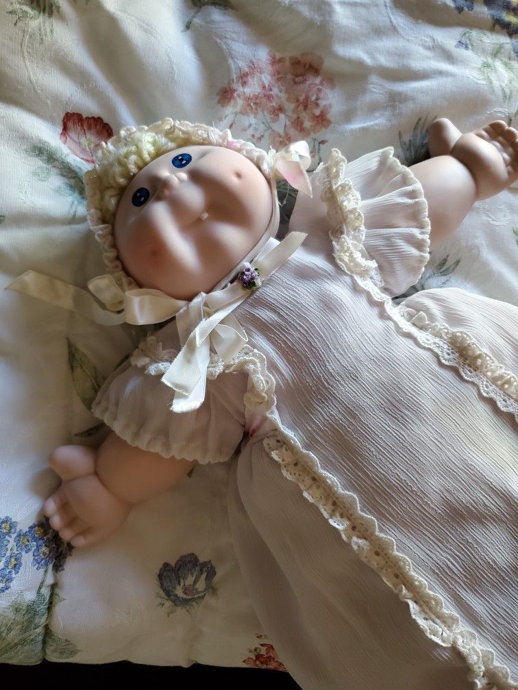 1985 Porcelain Cabbage Patch Baby Doll Blonde Hair 1 Tooth