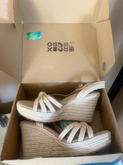 Brand new woman’s Wedges