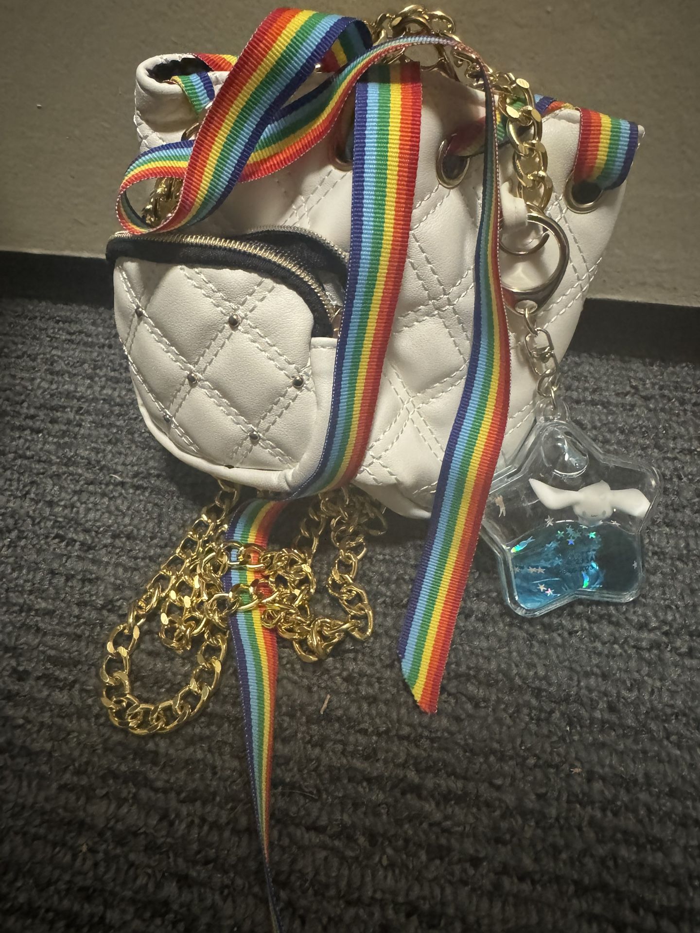 White Mini Purse w Metal chain