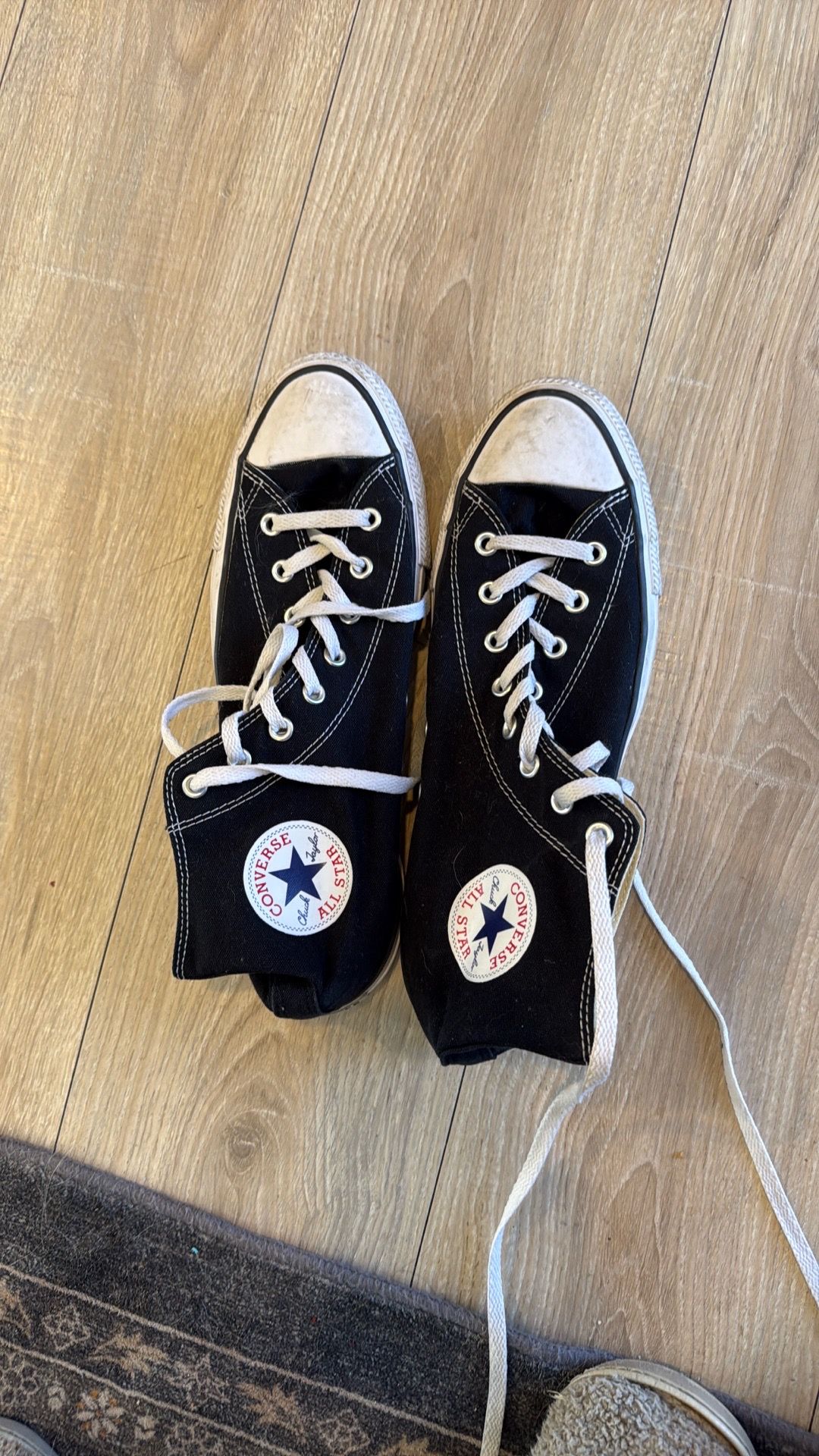 Converse high top