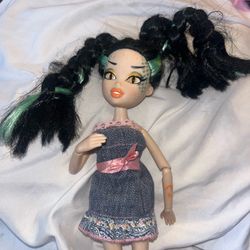 Bratzillaz 2012 Vintage Back to Magic Victoria Antique Doll No Shoes $30