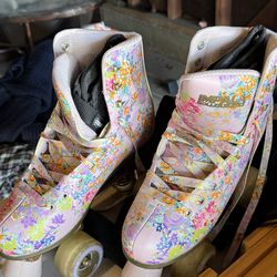 Floral Roller Skates size 7.5 W