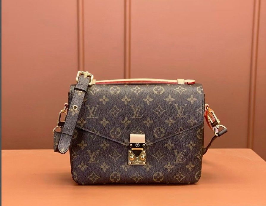 Slanting Shoulder Bag