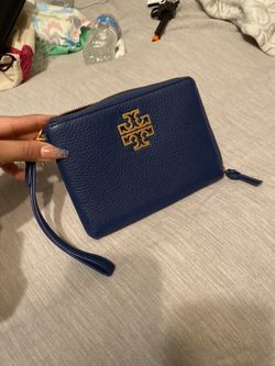 Tory Burch wallet wristlet