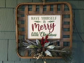 NEW Christmas Wall Hanging In Basket 18x 18”