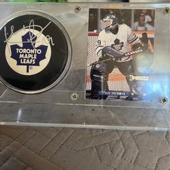 Felix Potvin Signed Toronto Maple Leafs Official NHL Puck & Card Display Case