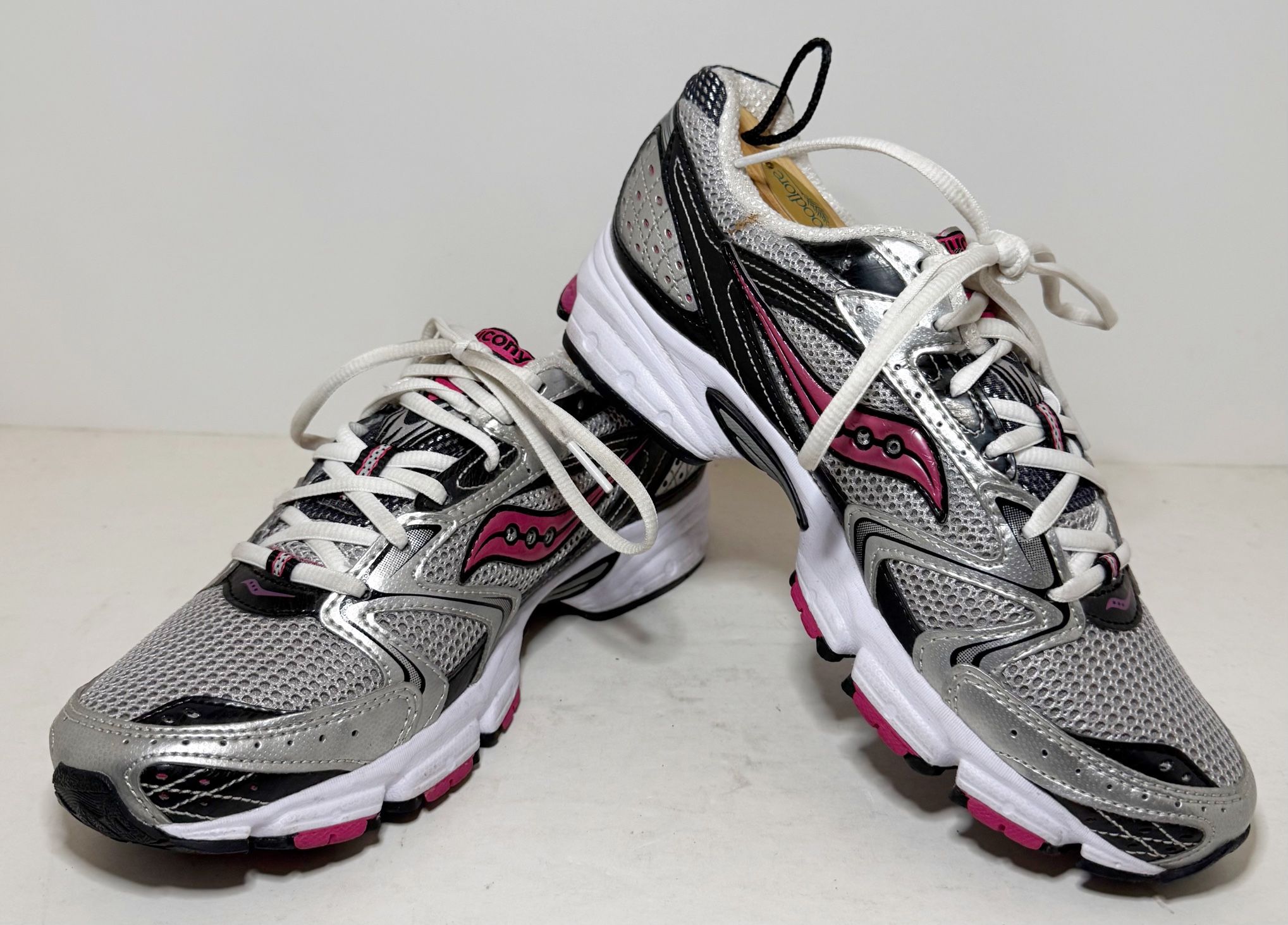 Rare Saucony Grid Stratos 5 Silver/Black/Pink Size 9.5 Womens - Good Condition!