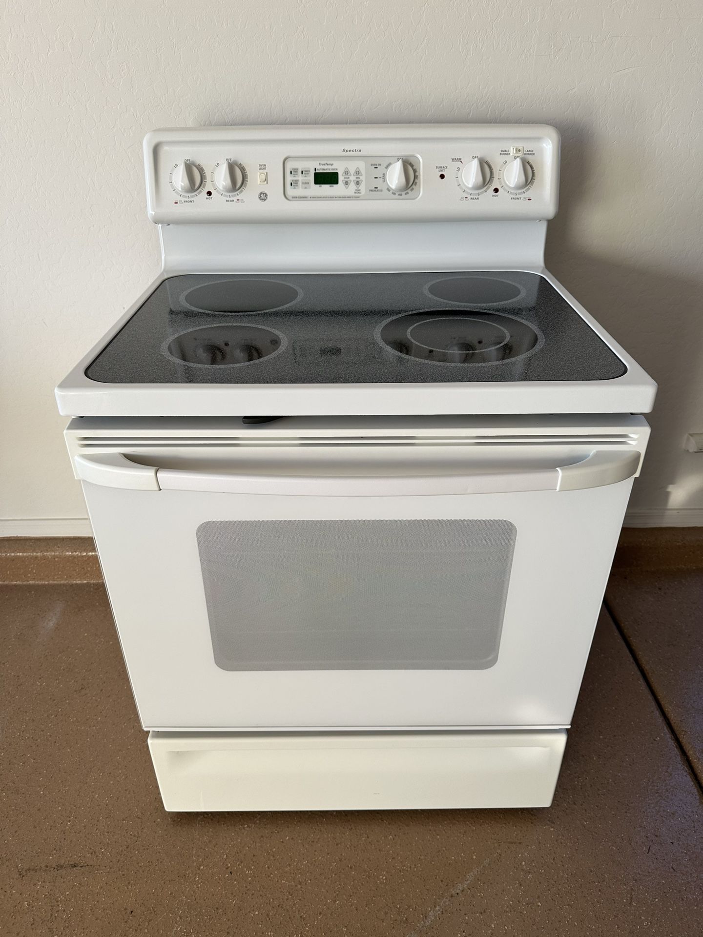 GE Electric Stove 30” (1 Month Warranty)