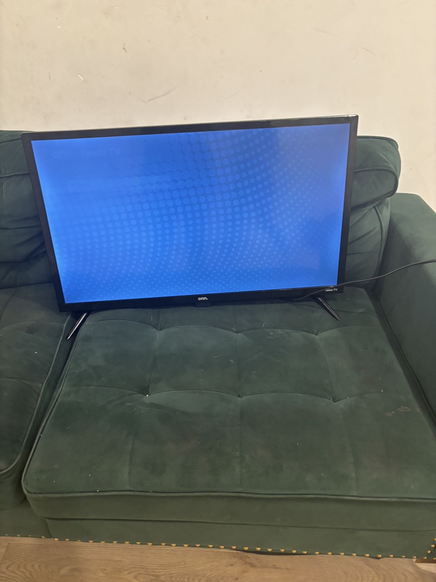 ONN 32” Tv