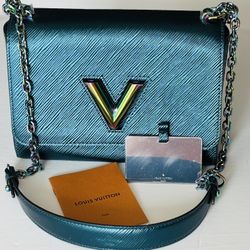 AUTHENTIC LOUIS VUITTON SHOULDER BAG
