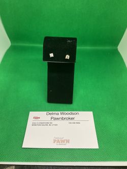 14KT White Gold Diamond Studs 