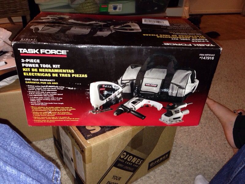 Task Force 3 piece power tool kit jigsaw sander drill