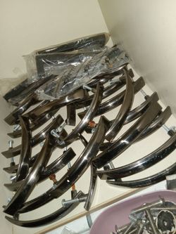 Cabinet handles