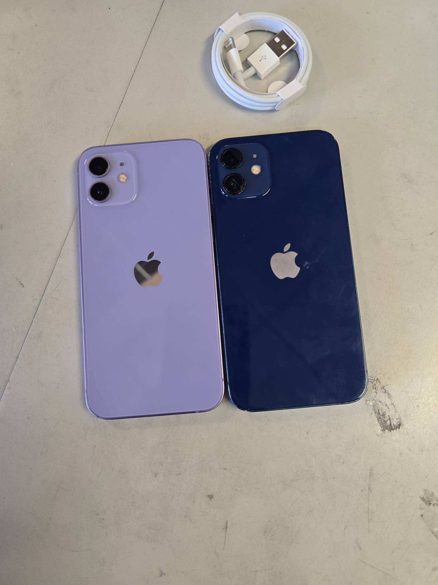 Iphone 12 verizon 64 gb unlock for all verizon network including xfinity mobile x