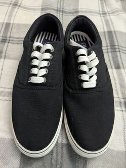 Chaps Men's Canvas Sneakers Size 9