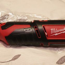 MILWAUKEE M12 ROTARY 