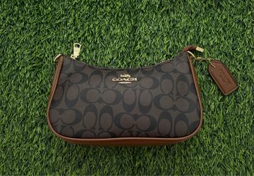 Coach Signature Brown Shoulder Bag