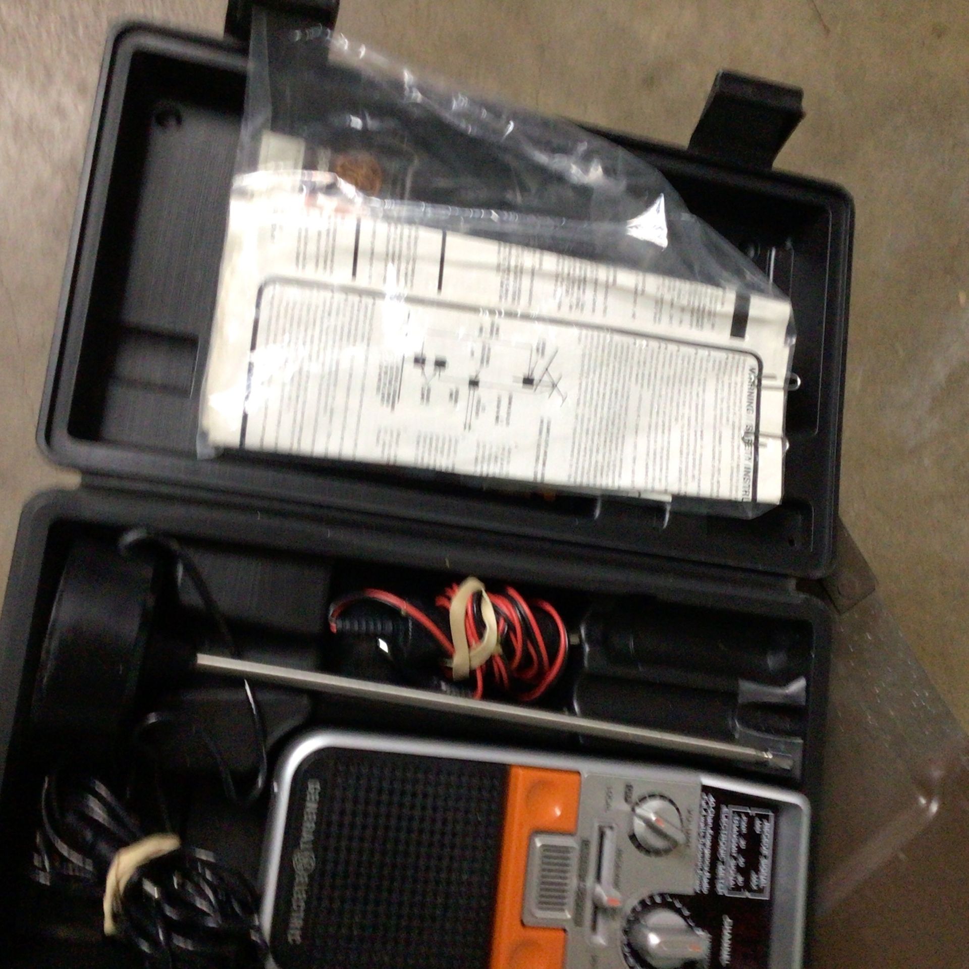 General Electric Emergency 2 Way Band Radio for Sale in Santa Ana, CA