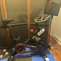 Peloton Bike