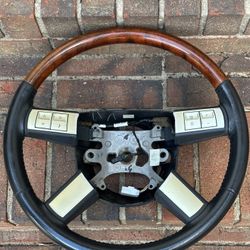 2005 Chrysler 300 Steering Wheel 