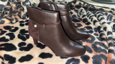 IMPO memory foam booties