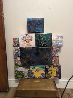 Pokemon lot   (see description)