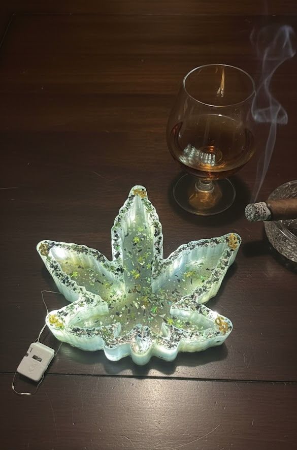 LED Pot Leaf Ashtray And It Glows In The Dark