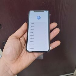 IPHONE X...64GB FACTORY UNLOCK ANY SIM 