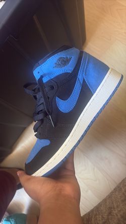 Air Jordan 1 High Black Royal Blue Sneaker